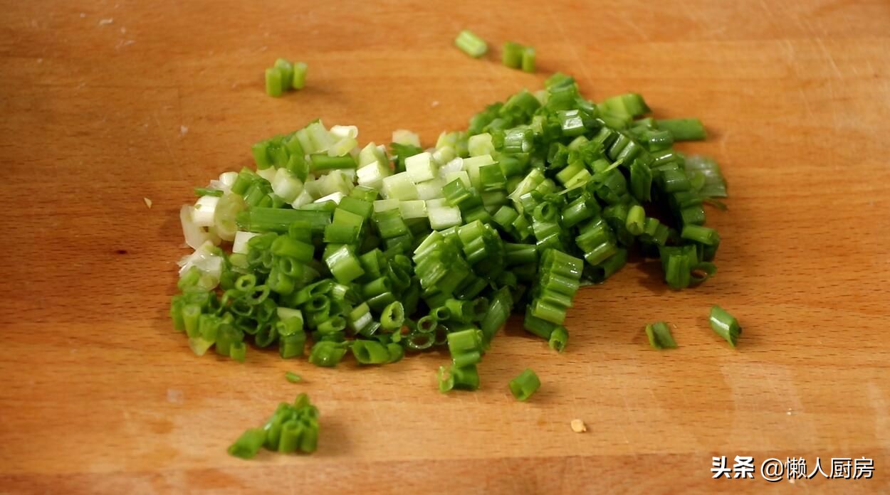 不加水煮的虾怎么做好吃,怎样做虾饼又脆又好吃