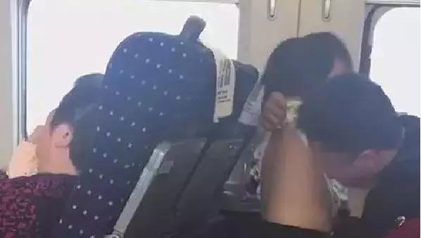 父女之间亲昵的边界到底在哪儿?