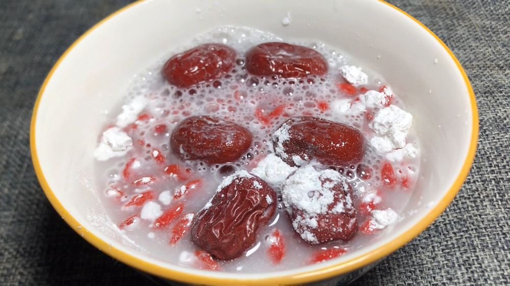 秋天要多吃这几样食物,秋天要多吃这个汤