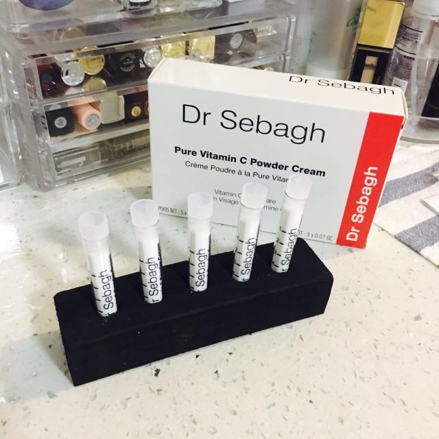 白醋洗脸可以美颜,女生用白醋洗脸