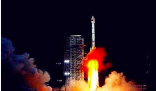 龙芯中科正式发布龙芯3a6000处理器,龙芯3a4000和龙芯3a5000区别