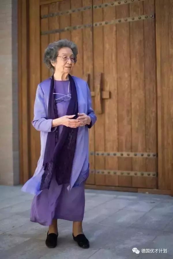 一生积蓄有1857万，而刚刚，她居然把1857万全部捐了出去！