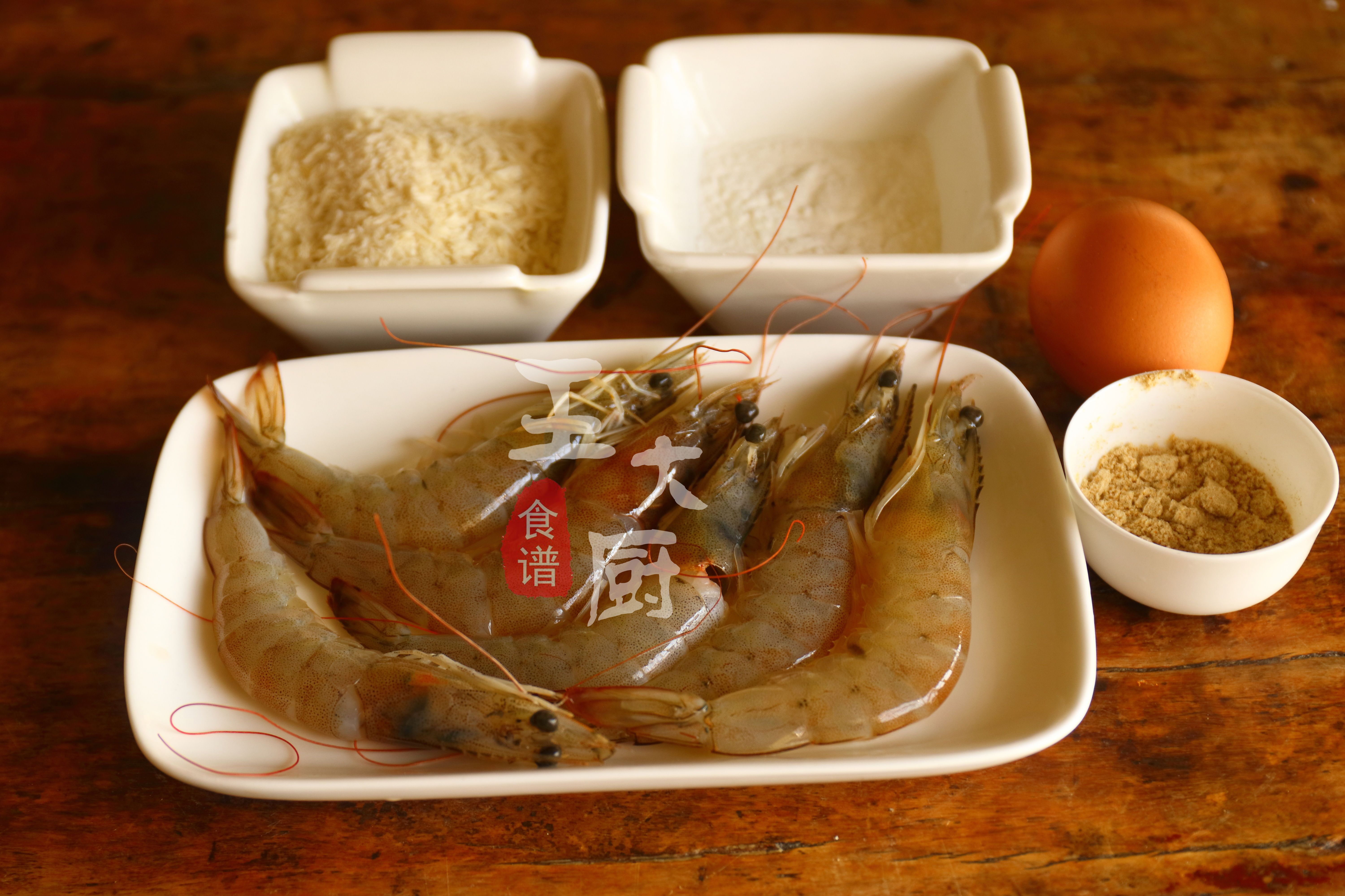 简单好做的面包糠炸虾家常做法,面包糠炸虾正宗做法