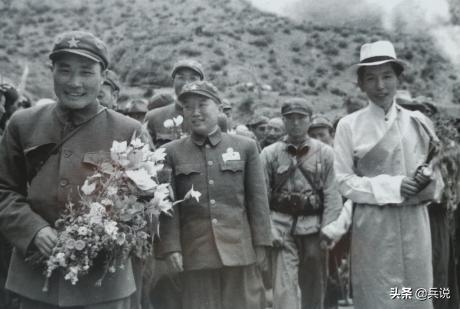 张国华逝世时，年仅58岁，周总理机场迎接骨灰，潸然泪下