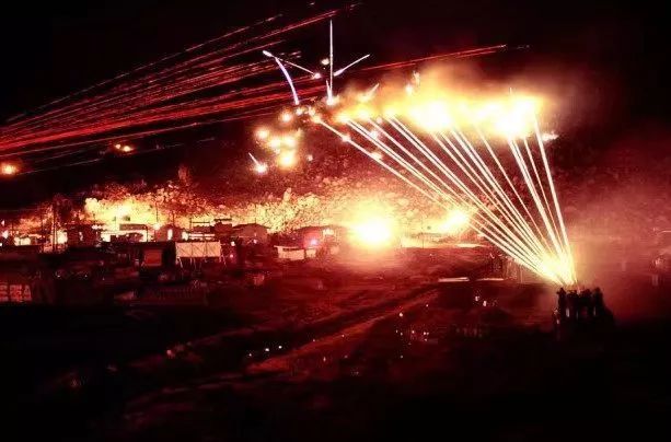 为消灭一名越南*击狙**手，美军动用整个炮兵团狂轰滥炸了一整晚