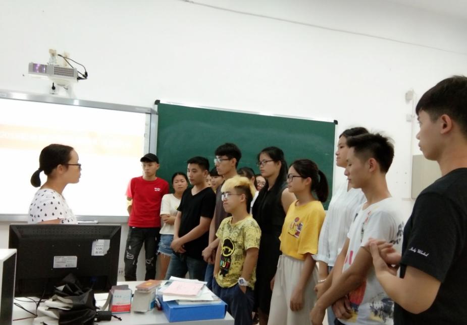 我把孩子卷子撕了怎么给老师说,我撕试卷老师打我犯法吗