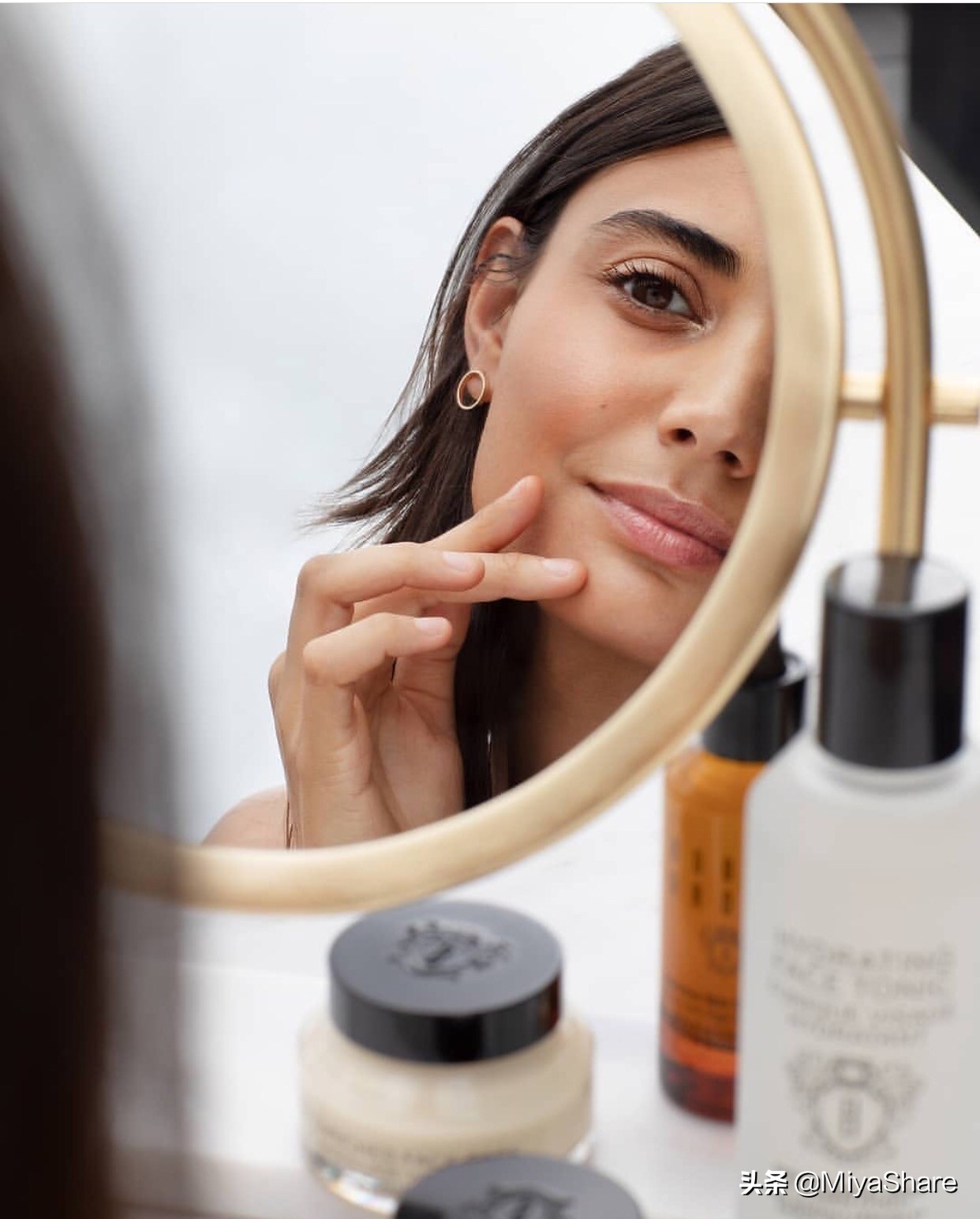 敷完面膜要不要洗的正确使用方法,敷完面膜要不要擦油