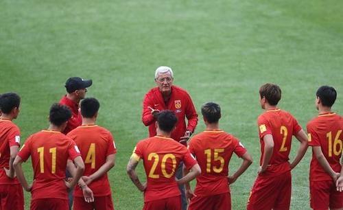 中国足协要为落后足球水平负责吗,足协给中国足球带来了什么