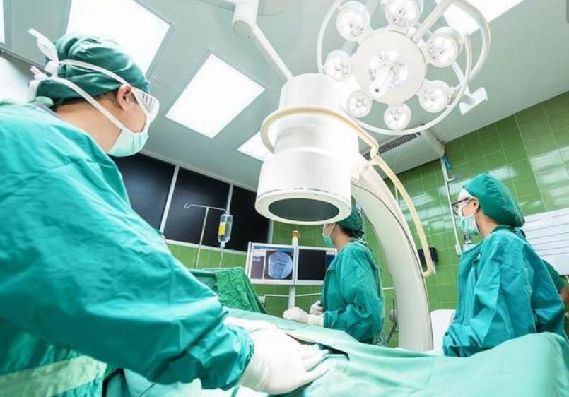 剖腹产不打麻醉备受折磨,剖腹产疼多久就彻底不疼了