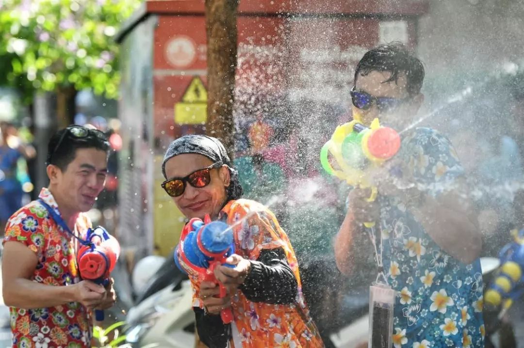 泰国最热闹泼水节,泰国泼水节最好的是哪一天