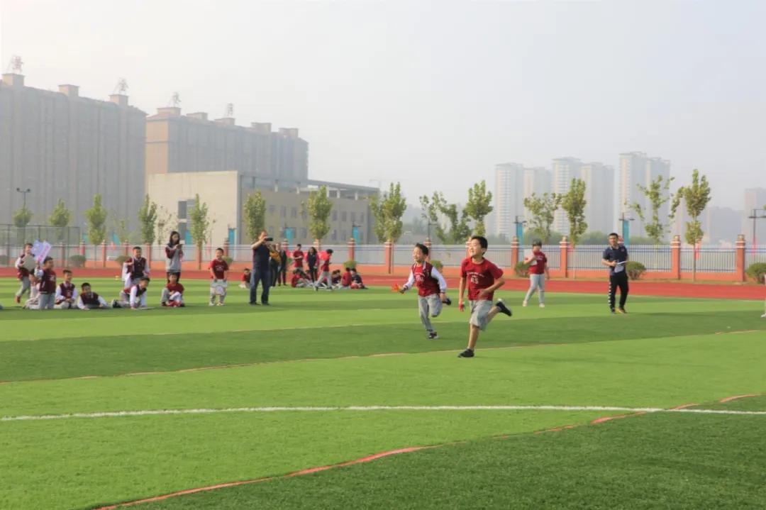 趣味运动会团结奋进,趣味运动会青春