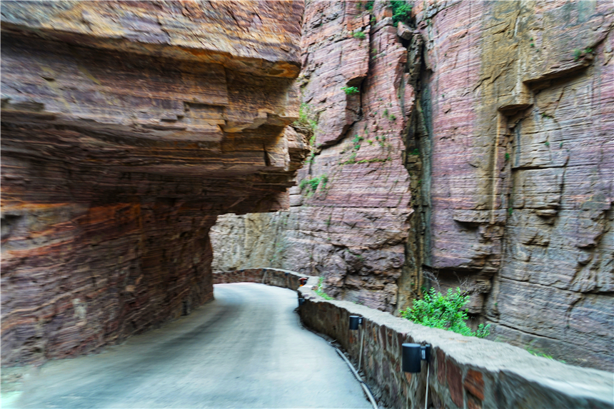 太行山古村落全景图,太行山古老村落