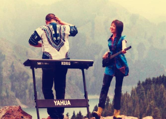 斯琴格日乐和臧天朔真情对唱,斯琴格日乐和臧天朔情感采访