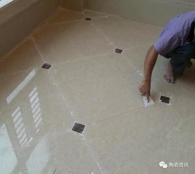 装修全屋瓷砖通铺的缺点,全屋瓷砖不要门槛石的装修