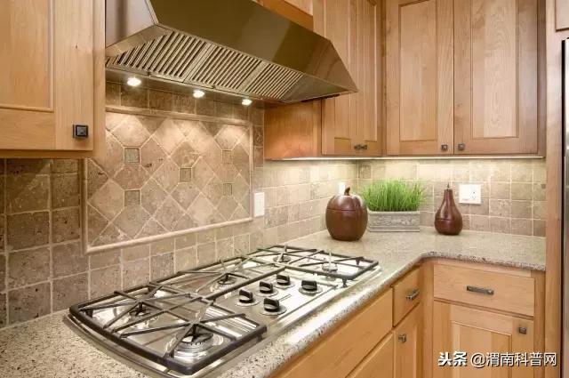 不用一滴水一年没洗的油烟机,十年不用清洗油烟机