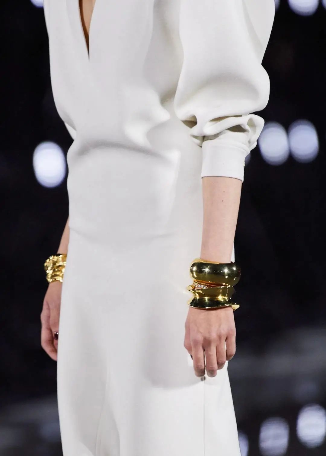 上海百场大秀时装周,百场大秀上海时装周