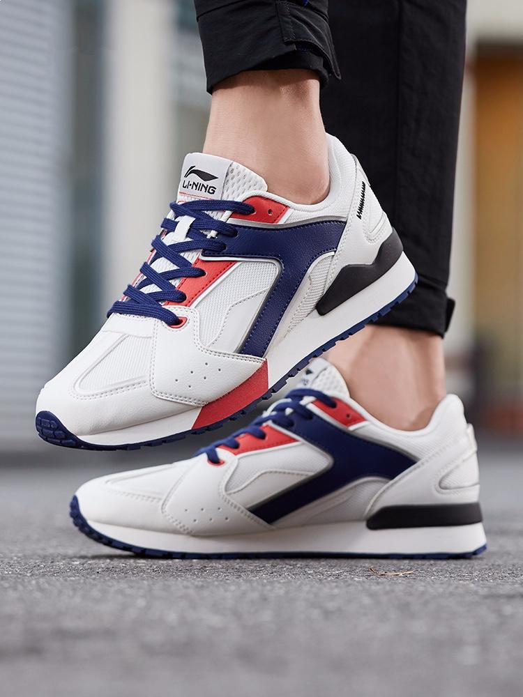 李宁跟安踏哪一个更值得入手,李宁安踏新款