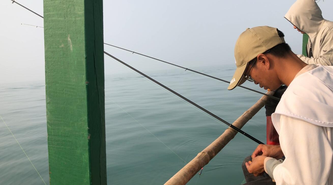 初次出海钓鱼的视频,钓鱼人第一次出海钓鱼