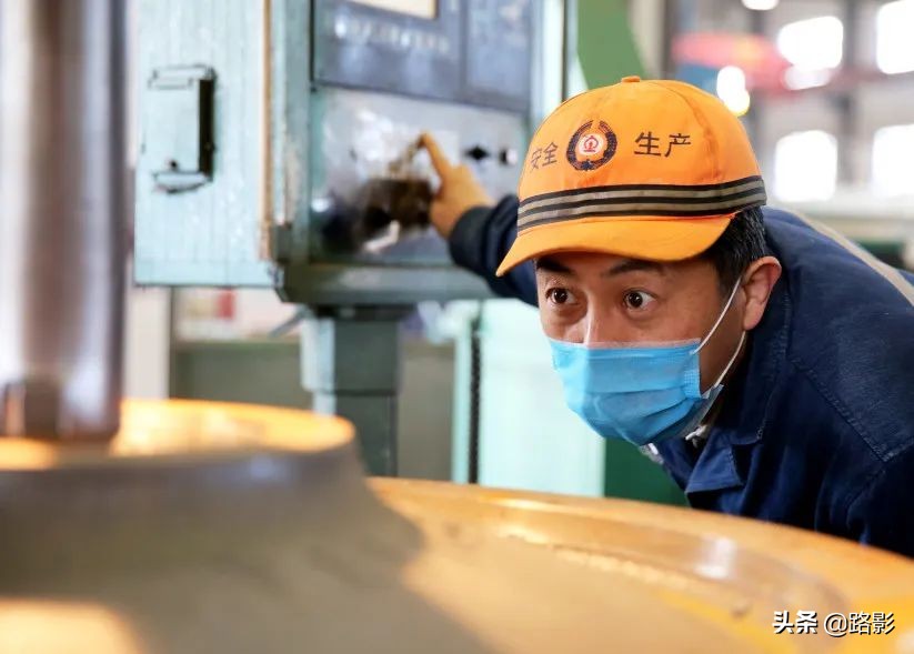 战疫情保春运铁路警察在行动,抗击疫情守护平安摄影征稿