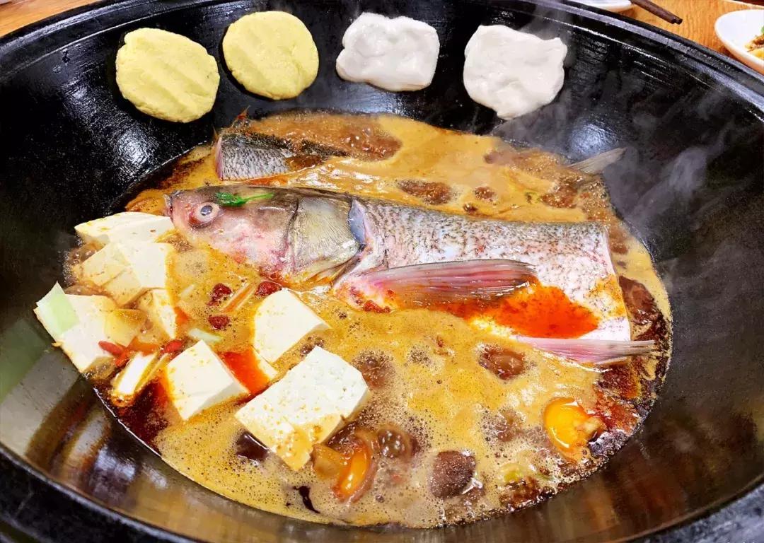 年夜饭大赏舌尖上的新年,各地年夜饭比拼吃什么才算有年味