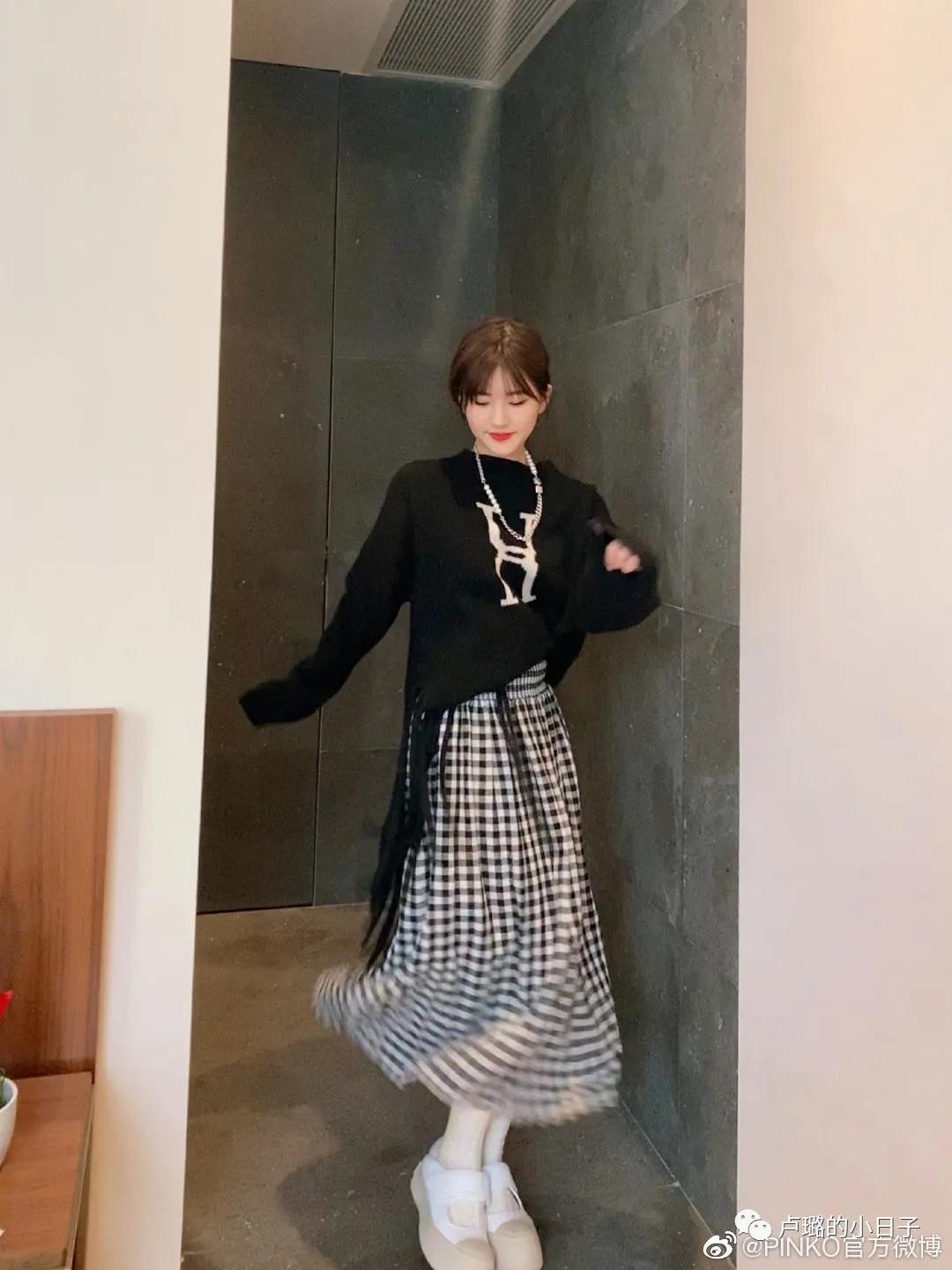 被秦海璐穿过的那些牌子,简直就是中年姐姐穿搭的模版