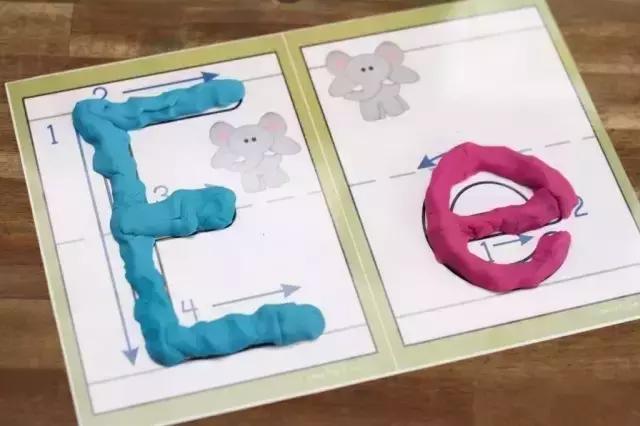 宝宝学英语自然拼读游戏,幼儿自然拼读可以玩的游戏