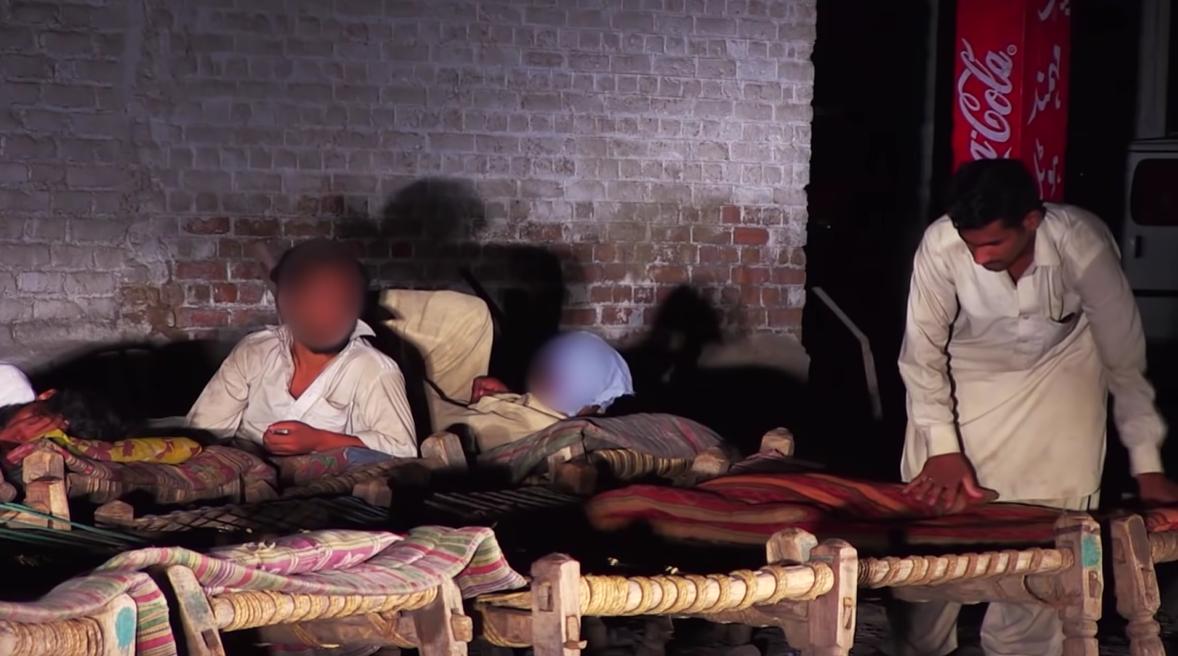 400万男童惨遭绑架性侵,沦为恋童癖玩物…警察:没空管