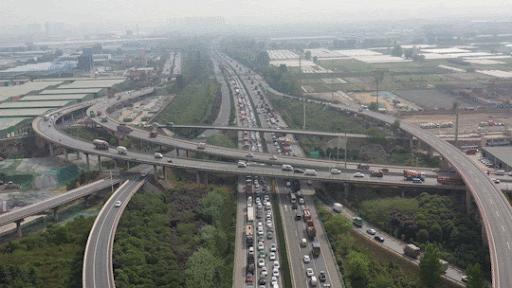 我国第一艘航母百科,中国第一艘航母有多大