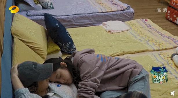 女孩子之间的友谊最美好纯粹,女孩子的友情也可以是另一种爱情