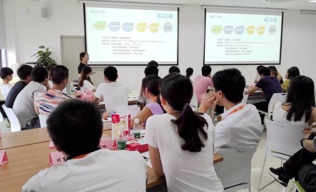 求职者还没面试就被驱赶，老板反而理直气壮，有纹身就是坏人？