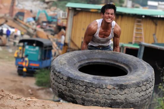 2008奥运会姚明总决赛完整版,2008奥运会男篮姚明3分球点燃全场