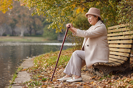 我太孤独了，能跟你们待会儿吗？