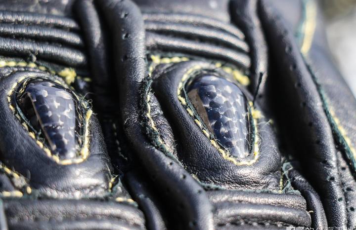 平价摩托车手套测评,冬季骑行手套摩托车测评