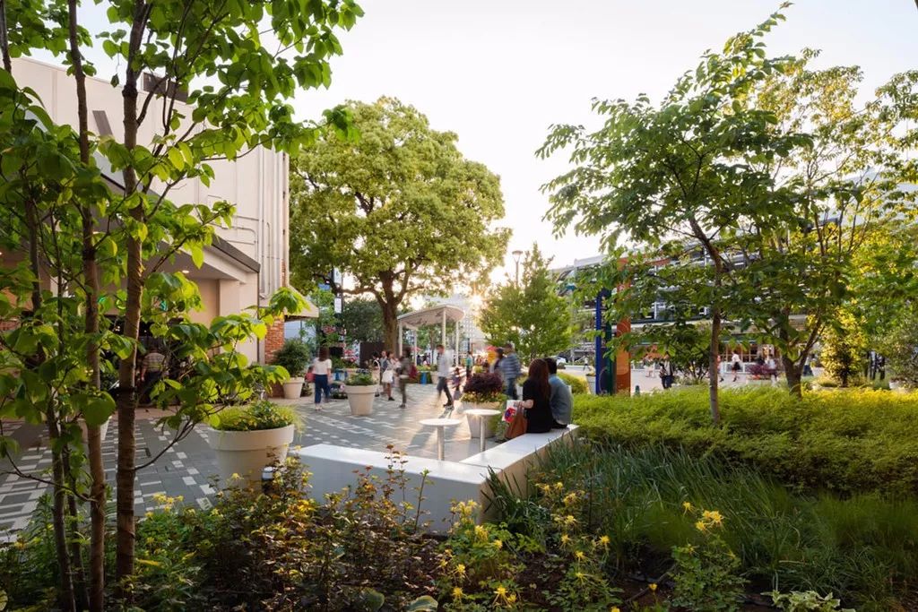 商业街铺装景观设计,商业街区景观设计思路