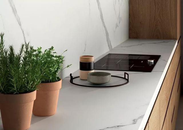 厨房高低台面怎样避免台面开裂,厨房台面裂缝用什么材料