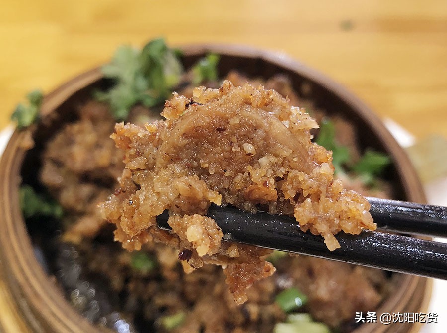 跷脚牛肉都包括啥?牛舌、腰片、脑花、蹄筋儿、脊髓、脆肠、黄喉