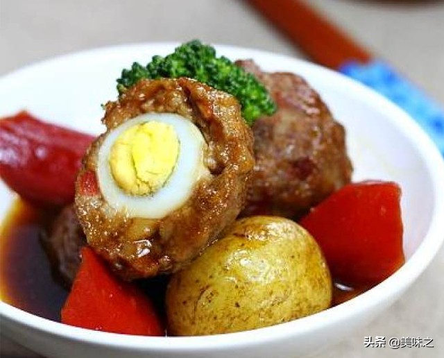 红烧狮子头最正宗的做法软糯醇香,红烧狮子头经典做法香滑软糯