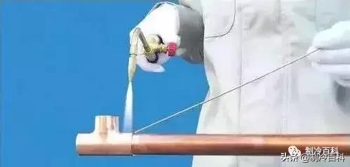 铜管焊漏,铜管铸造老是有气孔怎么回事