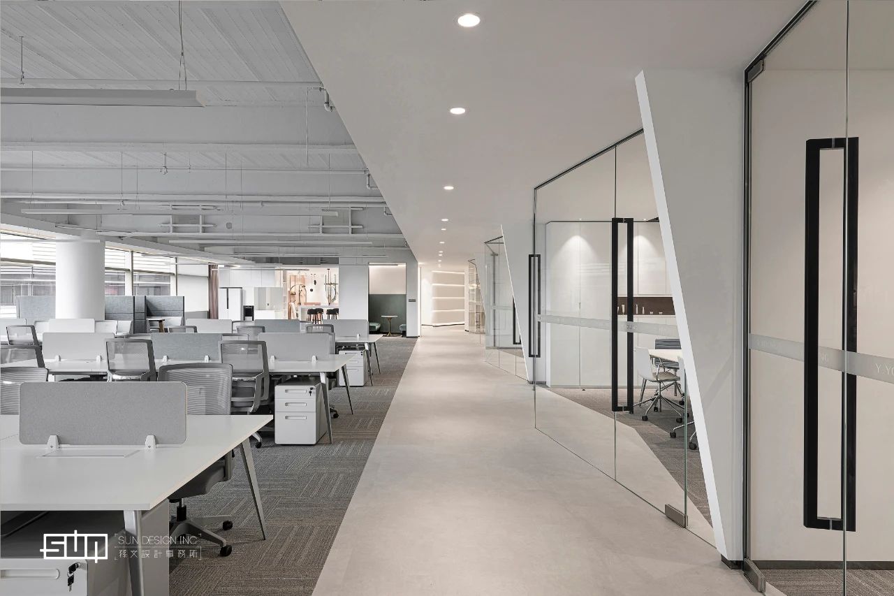 攸妍xS.U.N丨新媒体模式下办公空间的更迭与探索