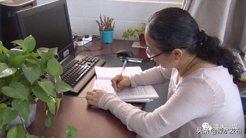 他20年坚守农村教学一线,25年扎根一线