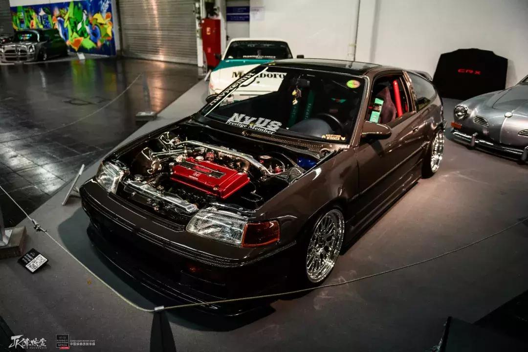 Essen的地下世界，Party还在继续|身临其境