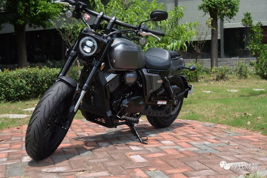 龙嘉v途龙嘉v霸评测,新款龙嘉v霸250多少钱