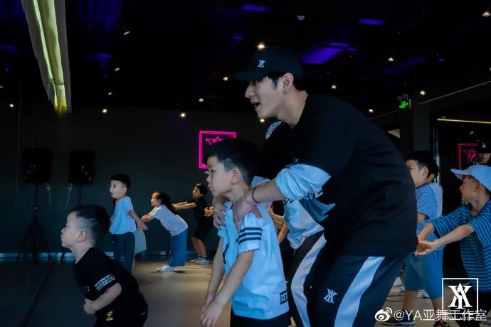 说到底，还是街舞赢了