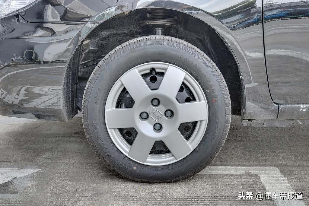 当年的比亚迪f3有多强,新老款比亚迪f3对比相片