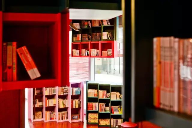 收藏!本期我们精选长沙14家宝藏书店推荐给你~