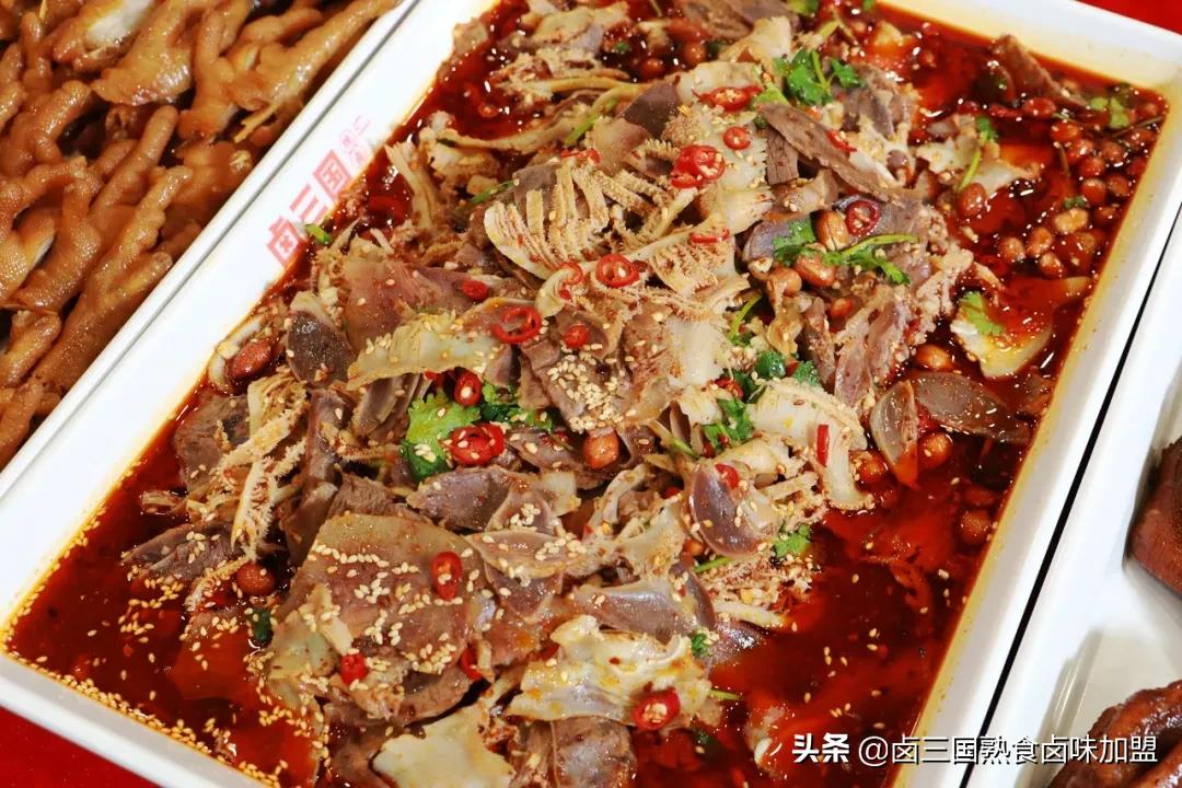 卤三国加盟费用明细表,卤三国特色卤菜加盟店