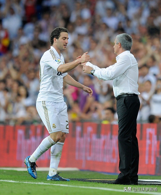 穆里尼奥政权下联赛进球最多的十位球员，首位果然是那个男人