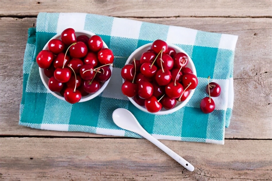樱桃可以治愈尿酸高吗,为什么樱桃能降低尿酸