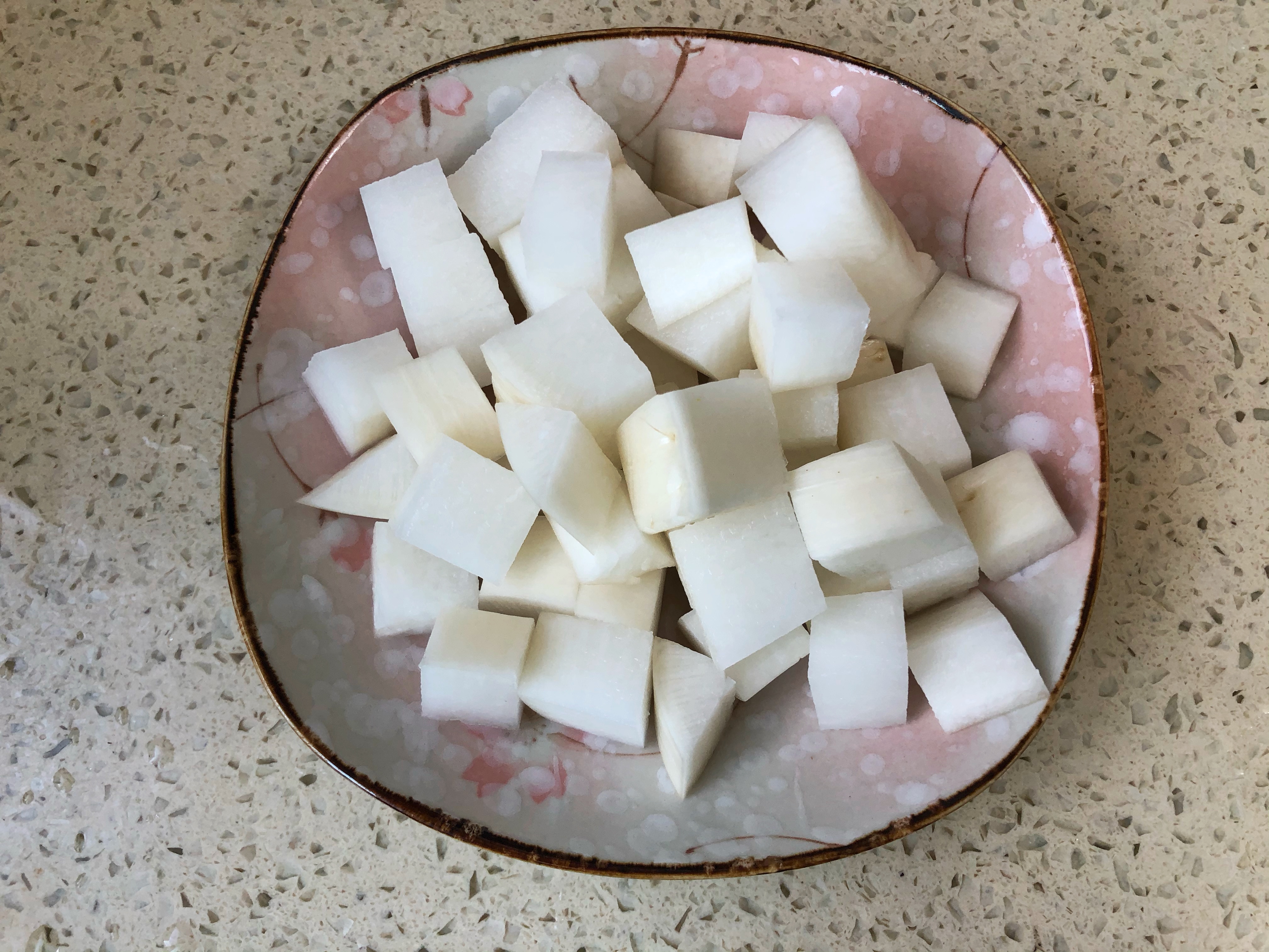 家庭熬骨头汤放什么调料,在家熬骨头汤