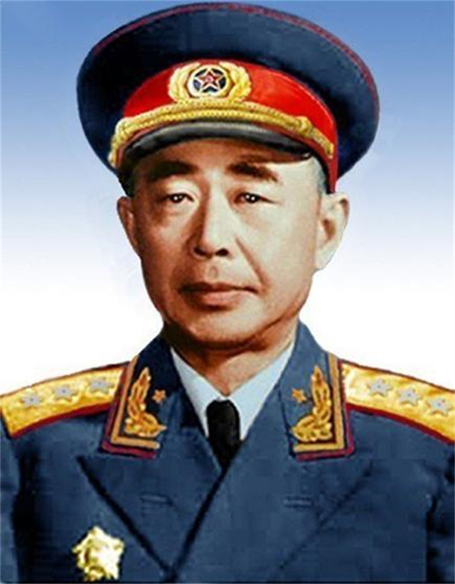 蒋介石担任校长的黄埔军校培养了五大虎将，他们都是谁？